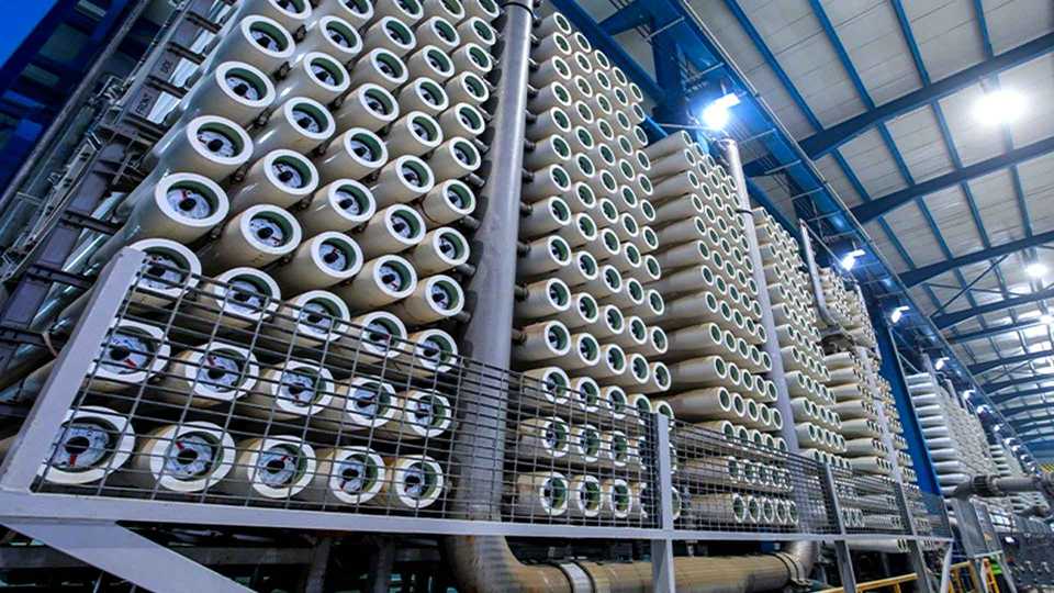 اجزای دستگاه تصفیه آب صنعتی + نصب و نگهداری آب شیرین کن