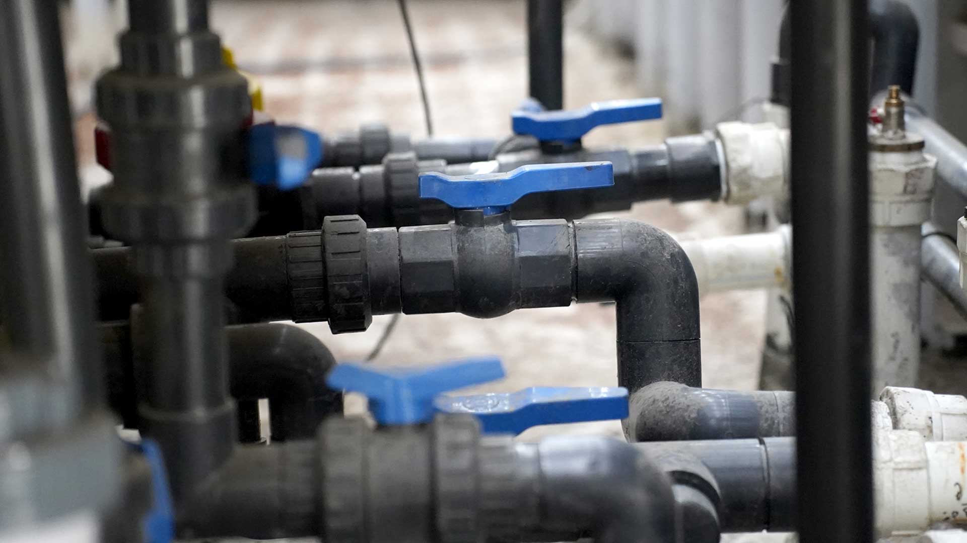 معرفی انواع شیر مهره دار توپی صنعتی و کاربرد