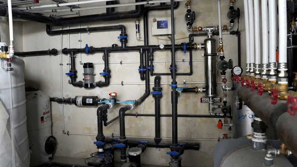 صفر تا صد موتورخانه استخر | راهنمای طراحی + قیمت تجهیزات